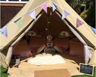 Vintage Dens Sleepover Tent 
