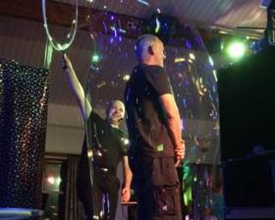 Be INSIDE a giant bubble