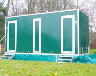 luxury toilet trailer 2plus1 (1)