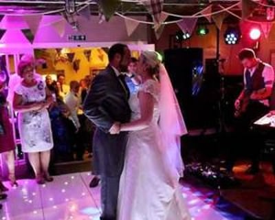 The Black Horse Inn Kirby Fleetham, perfect wedding party with some blush pink uplighting and a Starlit Led dance floor.
