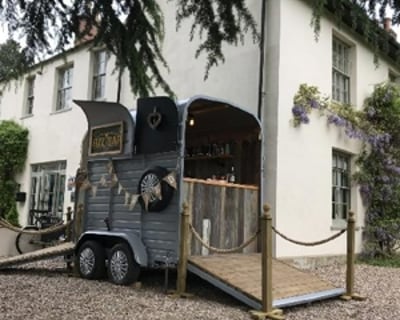 Vintage Horse Box Bar