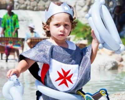 Balloon King by Bazinga Parties