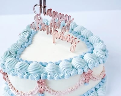 Vintage Cake