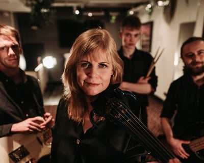 Rock Ceilidh band Devoncove Hotel