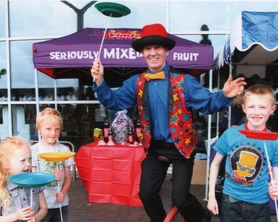 Unicycle with Spinning Plates1