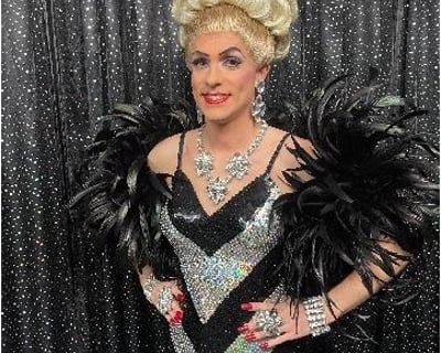 2022 Publicity Photo Drag Queen Miss Dot Com