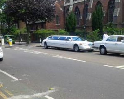 Lincoln Town Car Limousine
