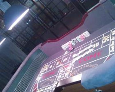 UK Croupier Craps Table