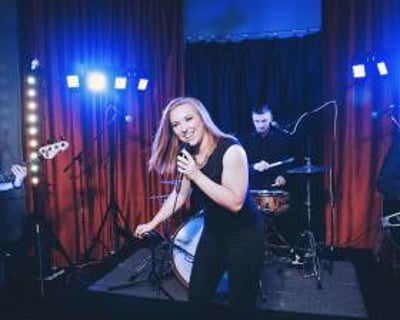 the_electrics_wedding_band1