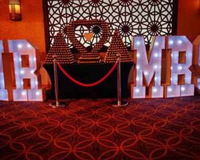 MR&MRS Ferrero Rocher Display 