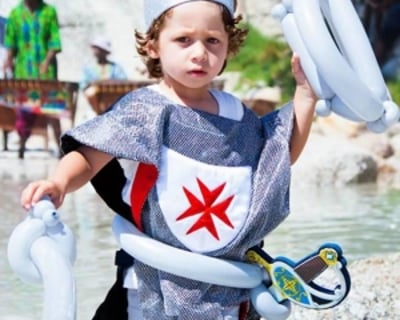 Balloon King by Bazinga Parties