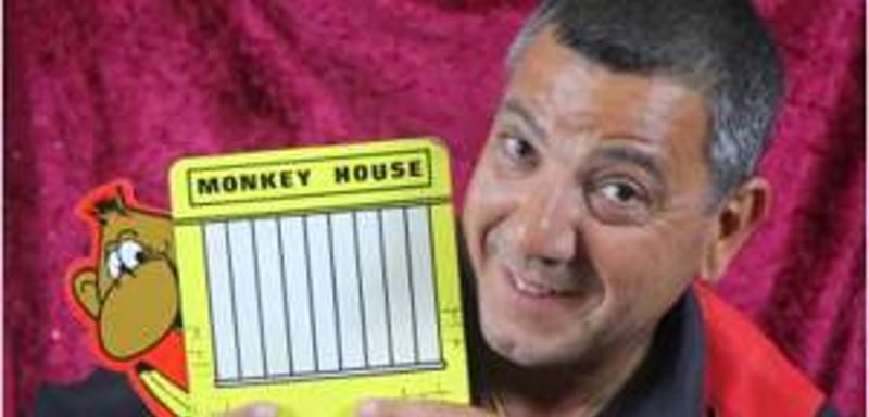 Voted One Of The UK's Favourite Entertainers Surrey Magician Theo-001